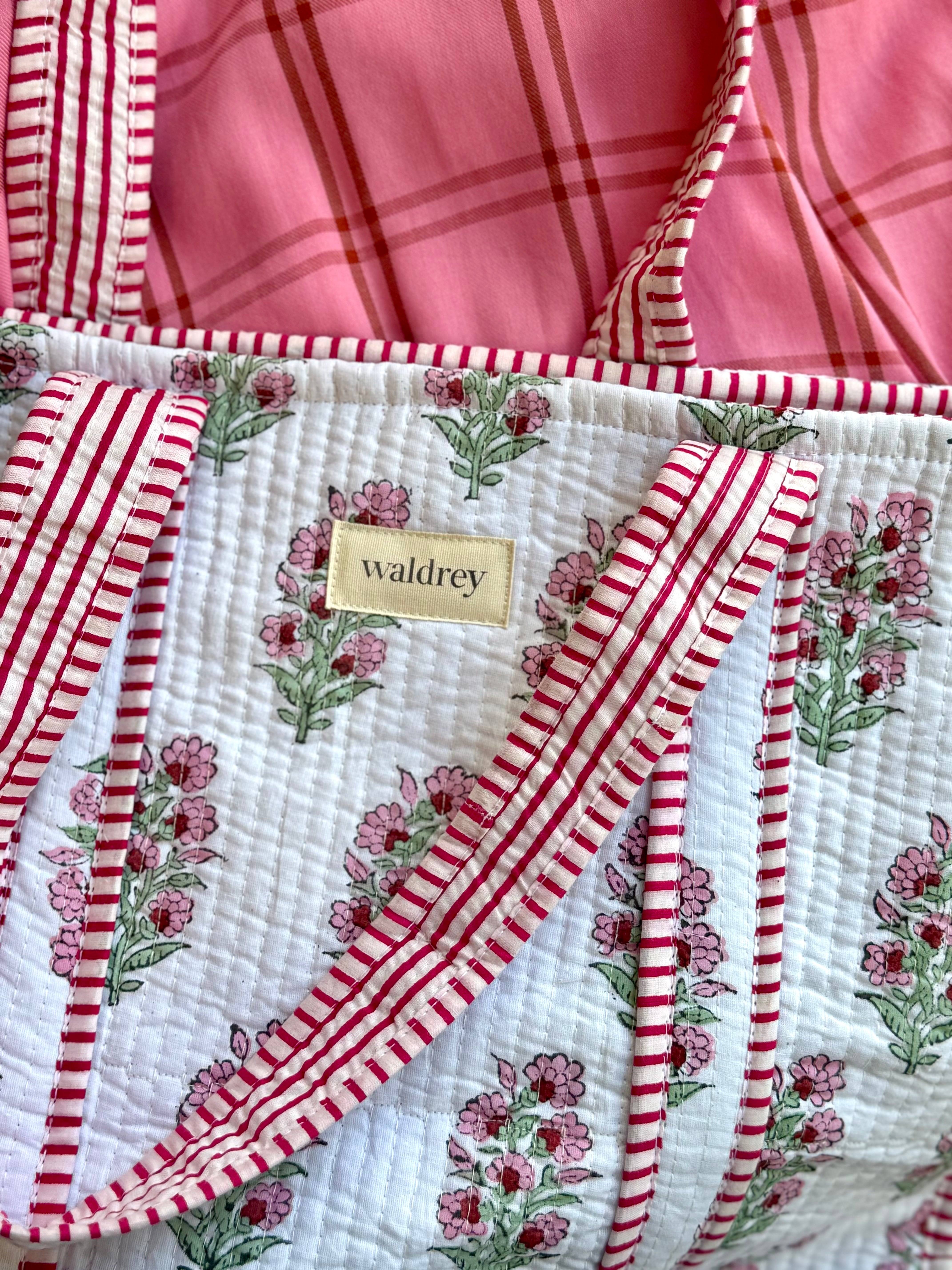 STELLA QUILTED TOTE