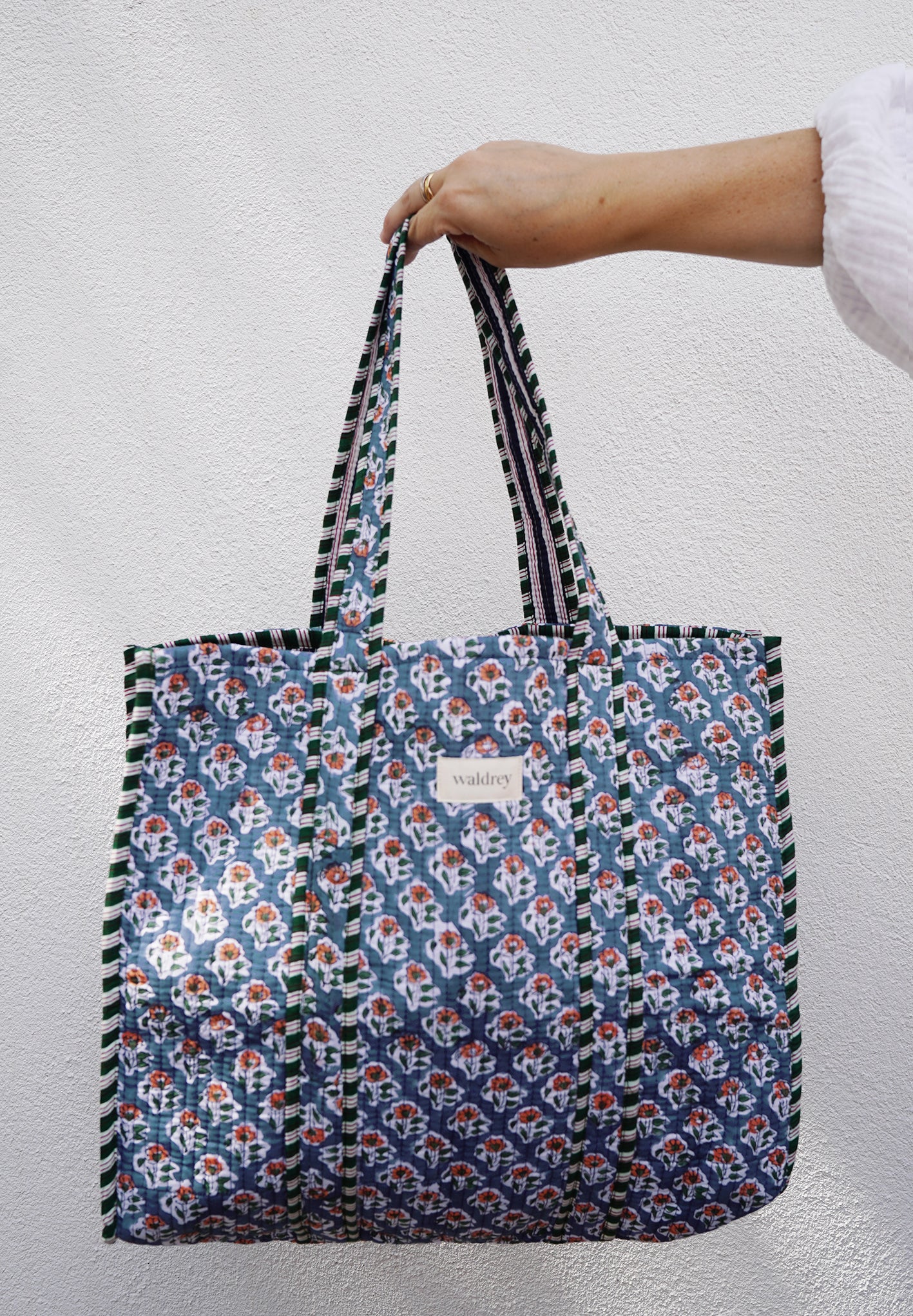 LEILA QUILTED TOTE