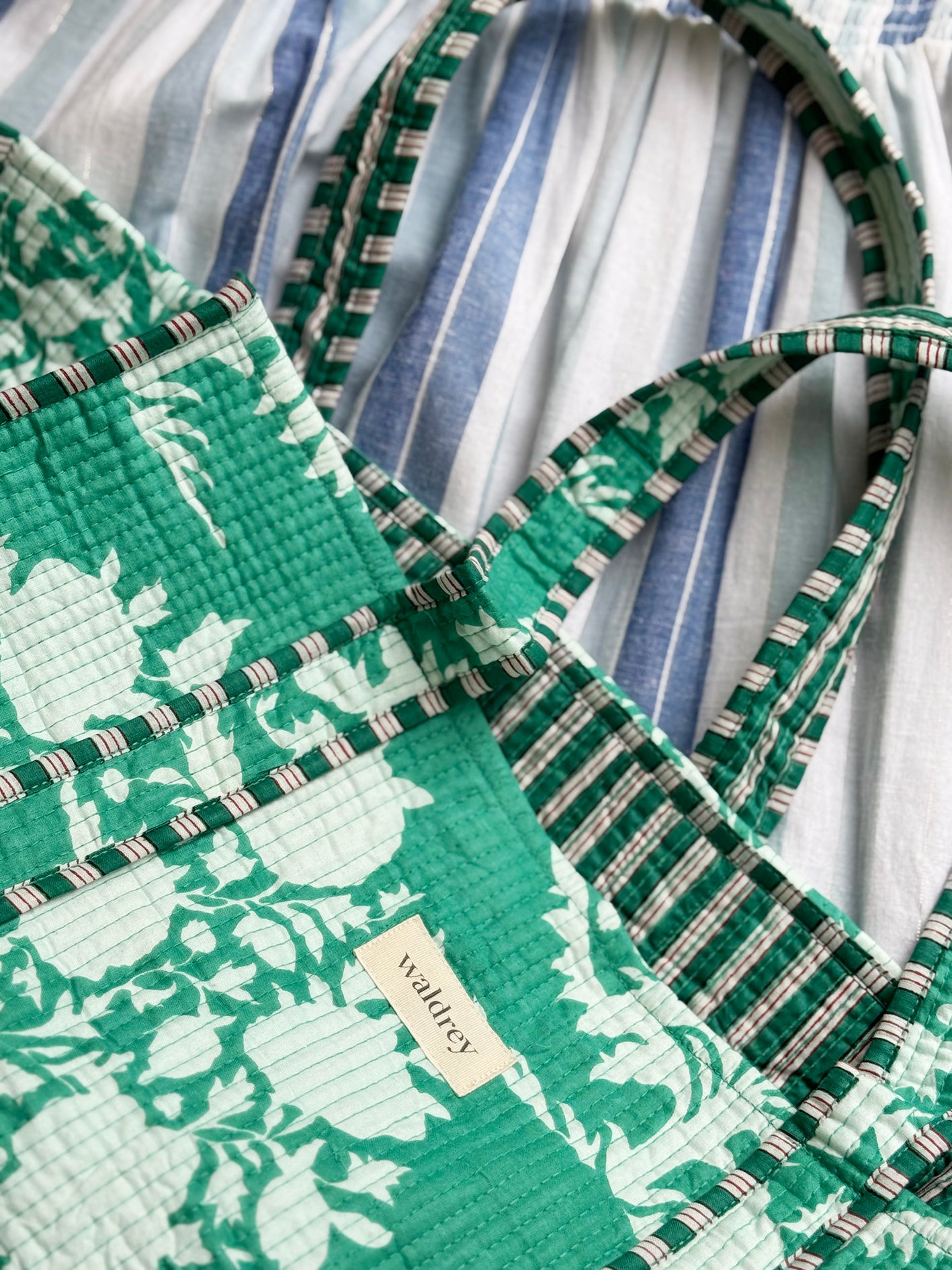 ISLA QUILTED TOTE