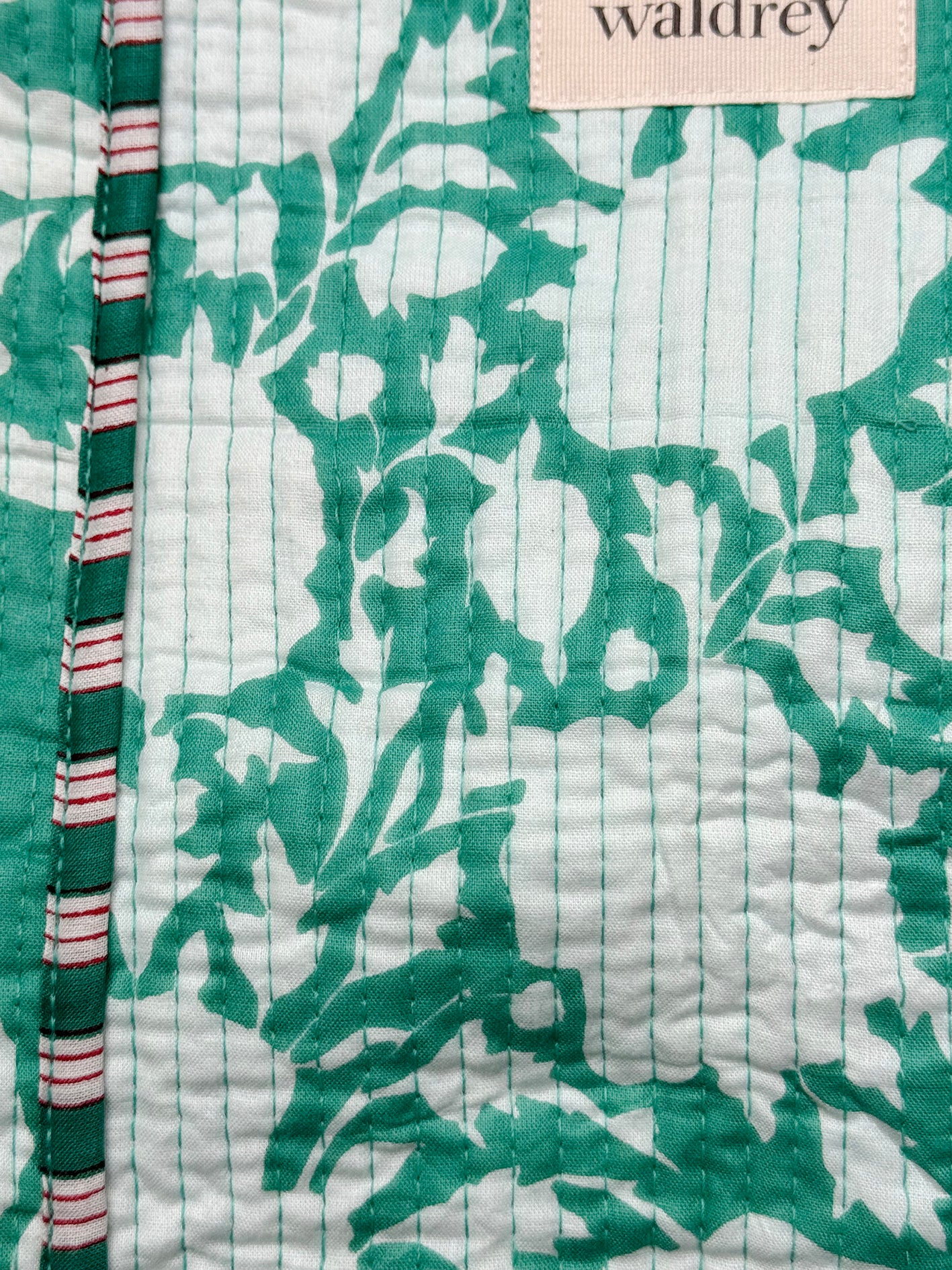 ISLA QUILTED TOTE