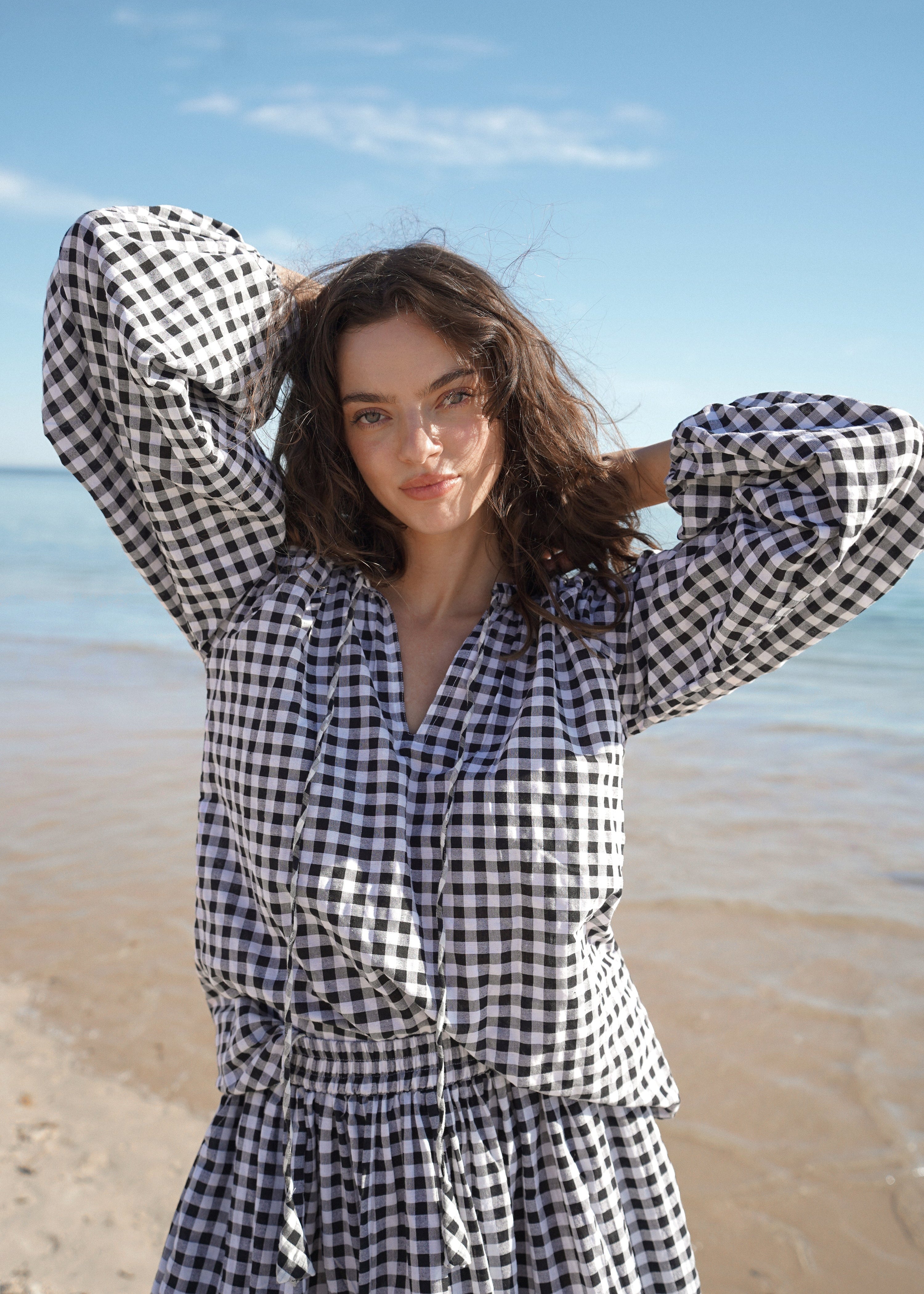 VIOLET SCALLOP TOP