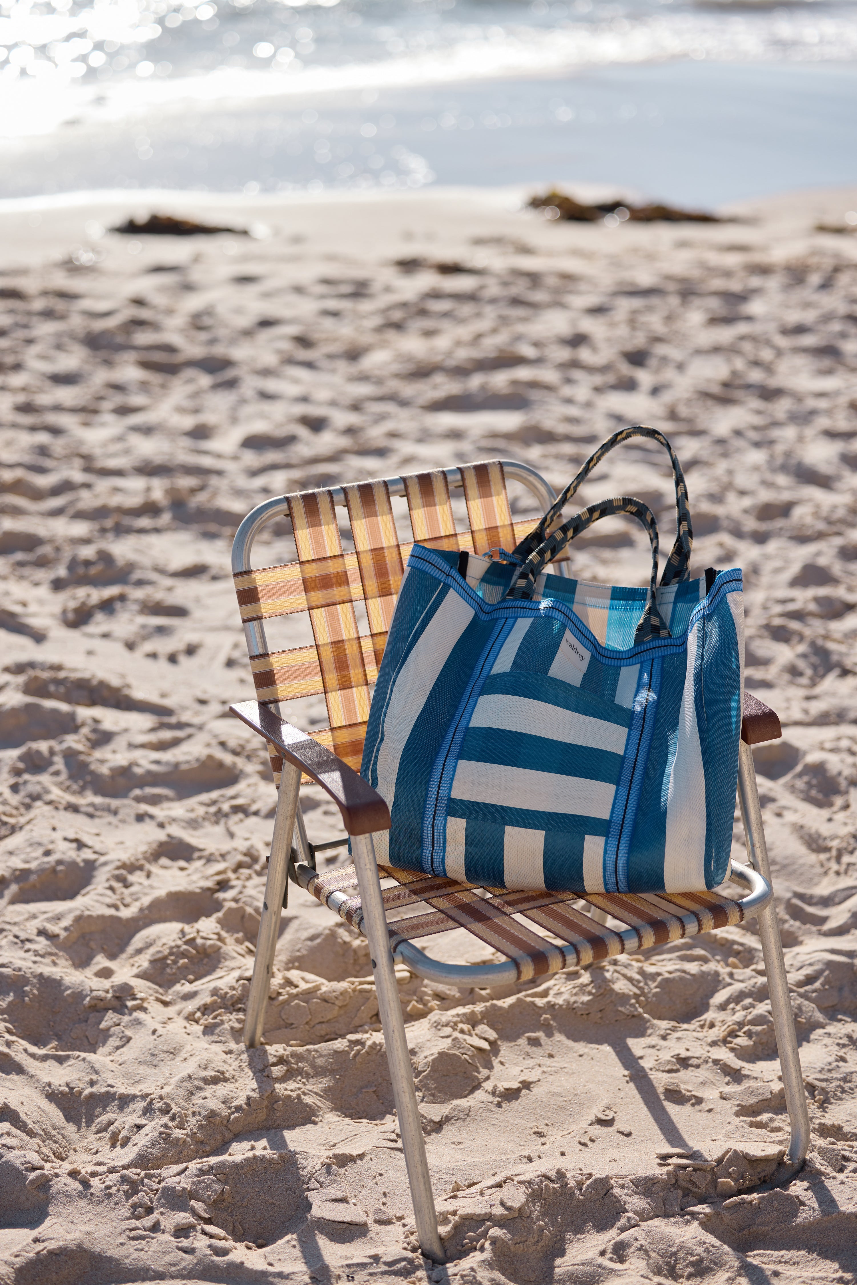 HEY VACAY TOTE